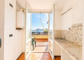 Quadrilocale Via di Santa Croce, Genova - foto 3