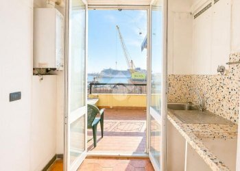 Quadrilocale Via di Santa Croce, Genova - foto 11