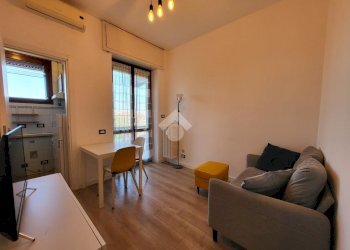 Two-room apartment Via Mille, Cornaredo - photo 1