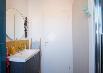 Two-room apartment Via Mazzini, Segrate - photo 18