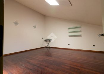 Attic Piazzetta Don Pippo, Forlì - photo 17