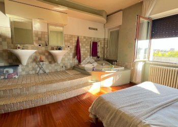 Four-room apartment Novate Milanese, Novate Milanese - photo 16