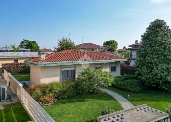 Villa Via Grancia, hamlet Grancia, Lainate - photo 2