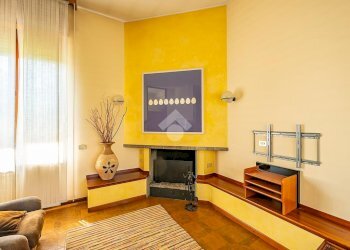 Villa Via Grancia, hamlet Grancia, Lainate - photo 10