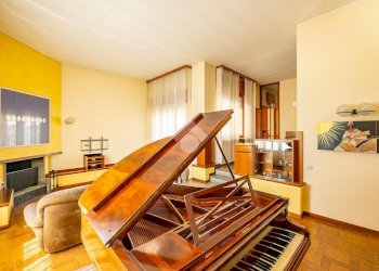 Villa Via Grancia, hamlet Grancia, Lainate - photo 13