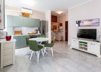 Two-room apartment Via Della Repubblica, Cesano Boscone - photo 11