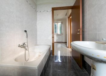 Villa a Schiera Via degli Olmi, Lu - foto 12