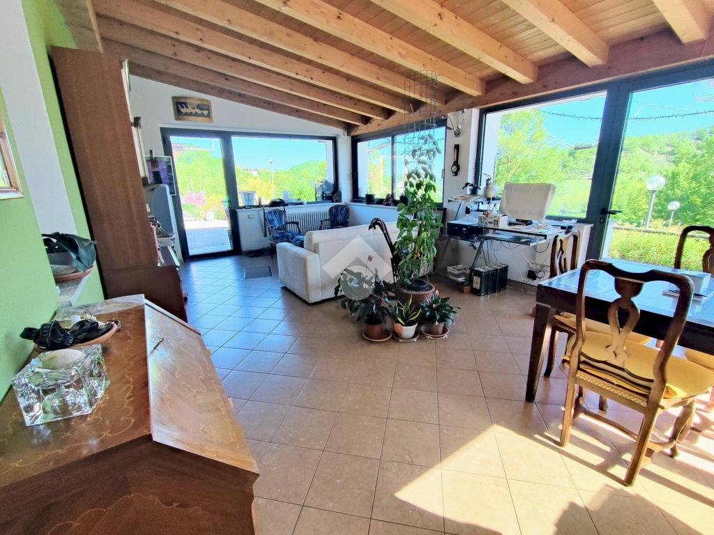 Casa indipendente Frazione Vigana, Dernice - foto 1