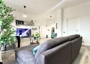 Quadrilocale Via Paolo Giacometti, Novi Ligure - foto 1