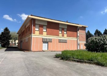 Foto 2 - Capannone via Sanguinetti, Cairo Montenotte - foto 2