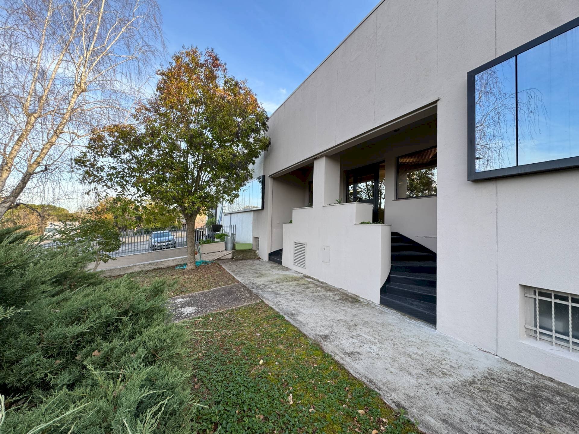 Foto 2 - Locale Commerciale via Pò, Fermo - foto 2