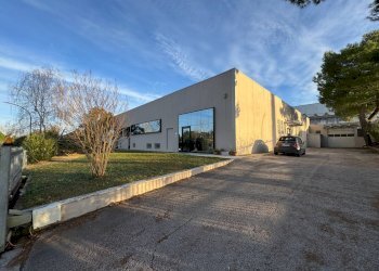 Foto 1 - Commercial Premises via Pò, Fermo - photo 1