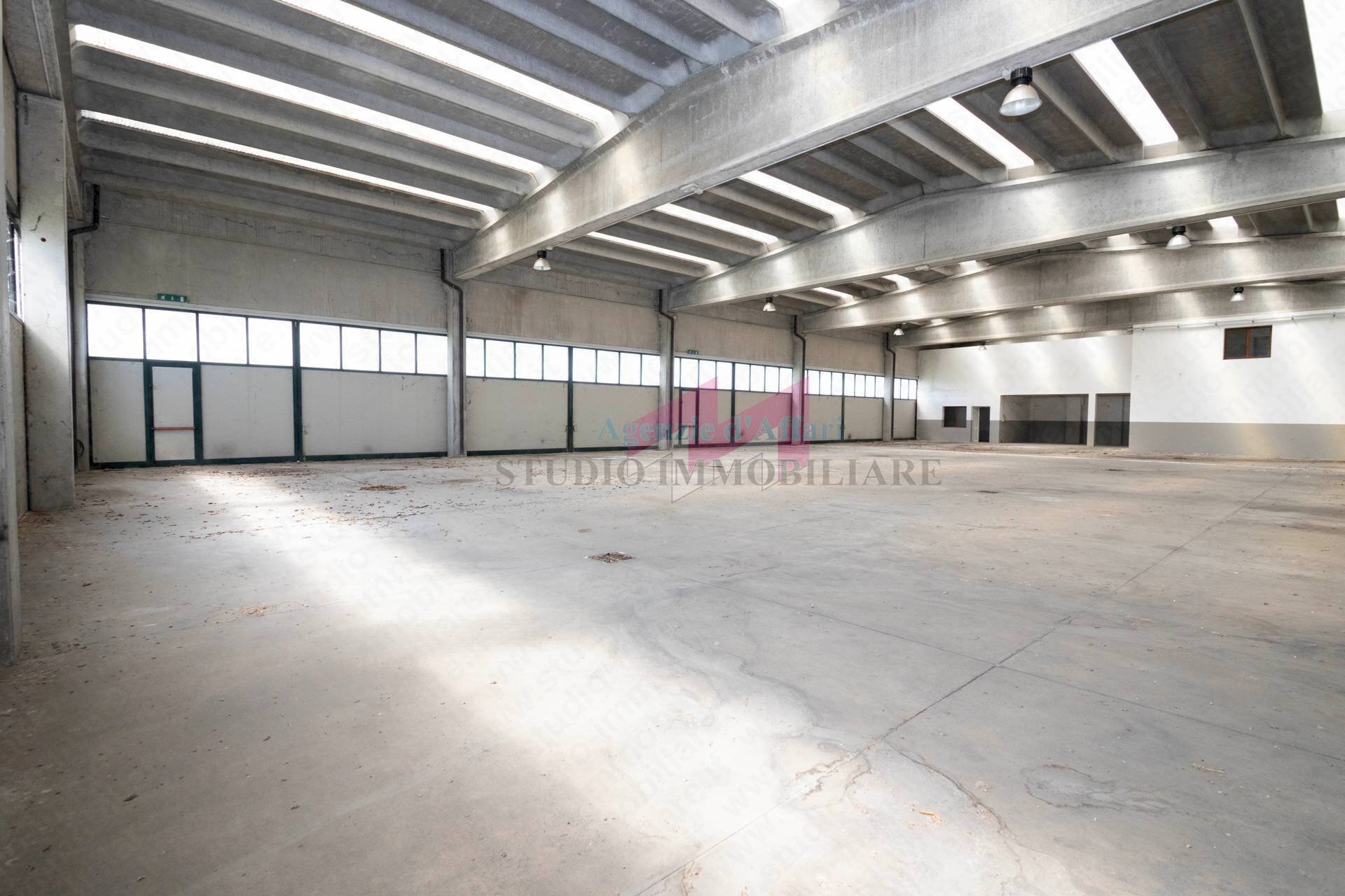 Foto 3 - Capannone via dell'artigianato, Calto - foto 3