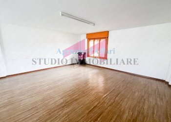 Foto 6 - Negozio Via Leonardo Da Vinci
 
4, Castelmassa - foto 6