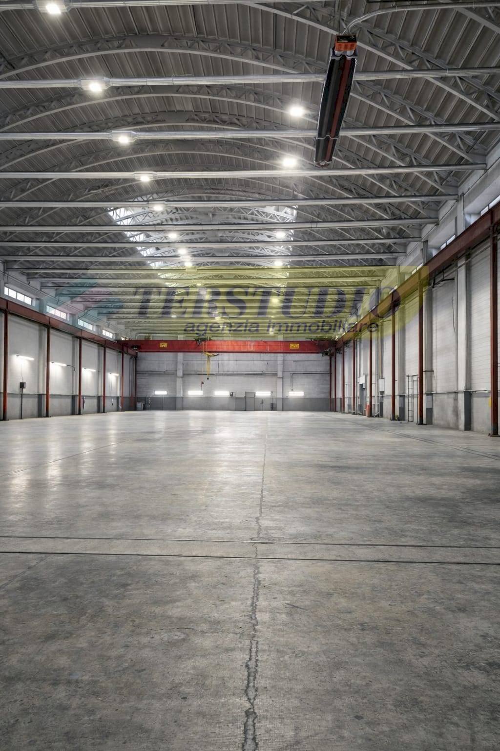 Foto 2 - Capannone via crescenzago
 
188, Sesto San Giovanni - foto 2