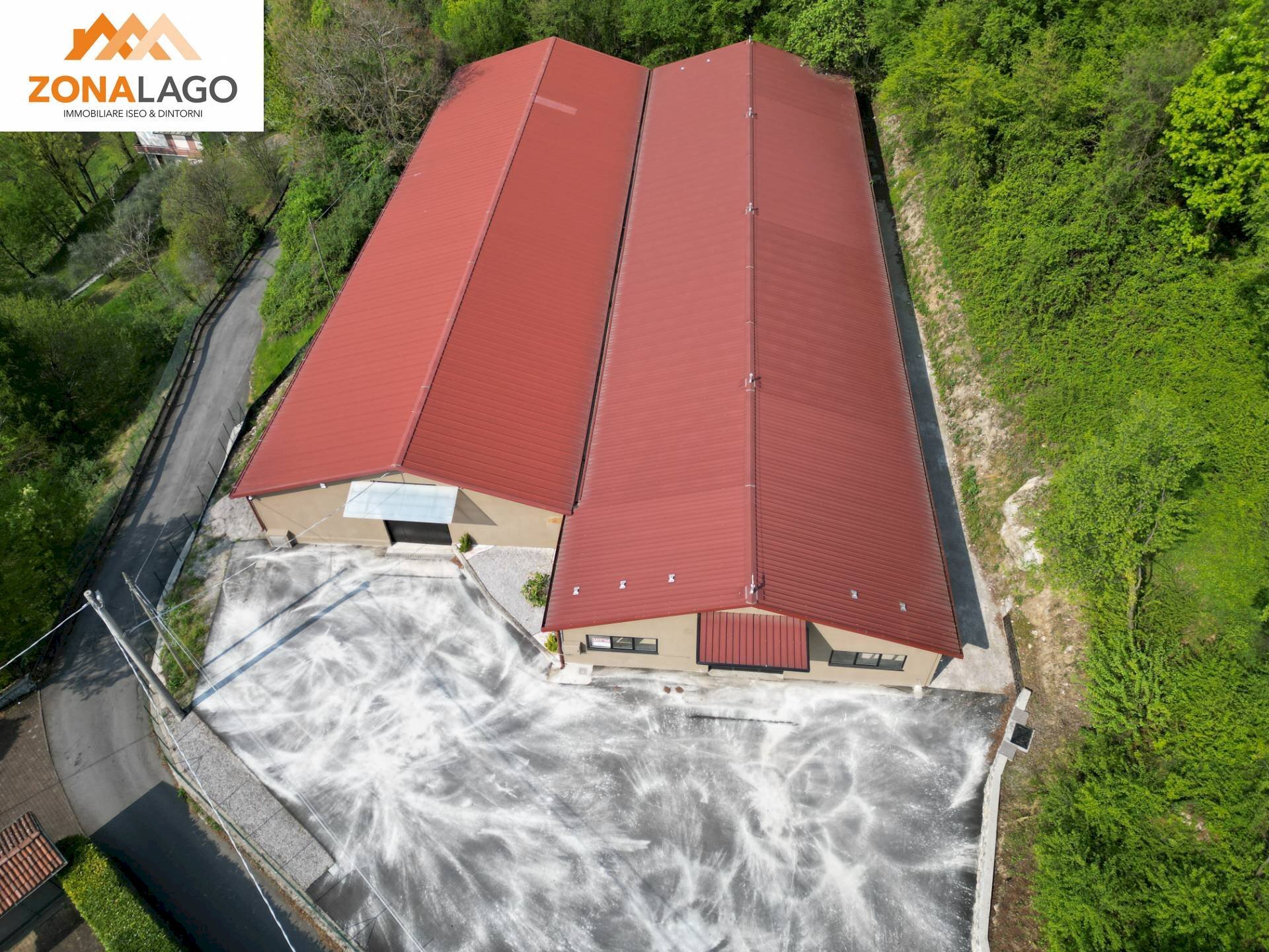 Foto 3 - Capannone SALE MARASINO, Sale Marasino - foto 3