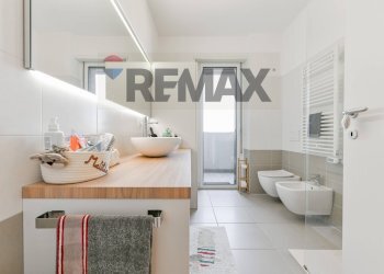 Bagno - Two-room apartment via Giorgio De Chirico
6H, Milano - photo 19