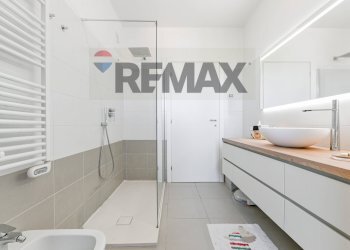 Bagno - Two-room apartment via Giorgio De Chirico
6H, Milano - photo 21