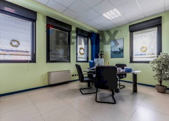 Sala da pranzo - Ufficio VIA DI VITTORIO
 
70, Novate Milanese - foto 15