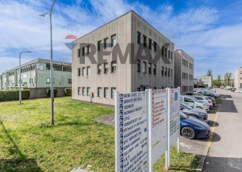 Edificio all\'aperto - Ufficio VIA DI VITTORIO
 
70, Novate Milanese - foto 24