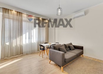 Sala da pranzo - Bilocale Via Monte Popera
 
16/25, Milano - foto 3