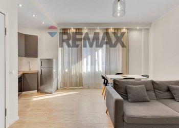 Sala da pranzo - Bilocale Via Monte Popera
 
16/25, Milano - foto 8