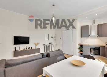 Sala da pranzo - Bilocale Via Monte Popera
 
16/25, Milano - foto 9