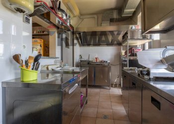 Cucina - Villa Via XX Settembre
 
30, Caravate - foto 9