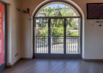 Stanza vuota - Villa Via XX Settembre
 
30, Caravate - foto 13