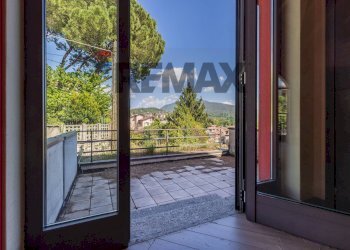 Balcone - Villa Via XX Settembre
 
30, Caravate - foto 15