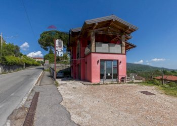 Casa all\'aperto - Villa Via XX Settembre
 
30, Caravate - foto 22