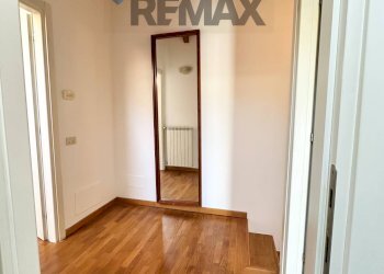 Stanza vuota - Trilocale Via Labiena
 
30, Laveno-Mombello - foto 15