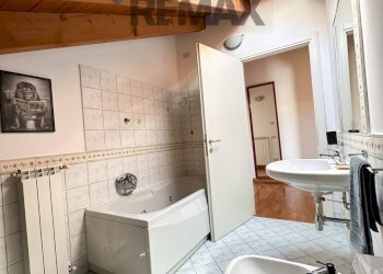 Bagno - Trilocale Via Labiena
 
30, Laveno-Mombello - foto 20