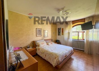 Camera / camera da letto - Casa semi indipendente Via Bevera
 
5, Viggiù - foto 13