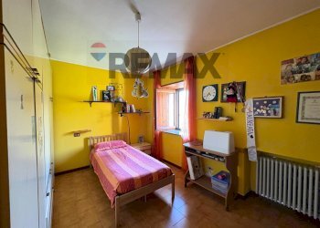 Camera / camera da letto - Casa semi indipendente Via Bevera
 
5, Viggiù - foto 14