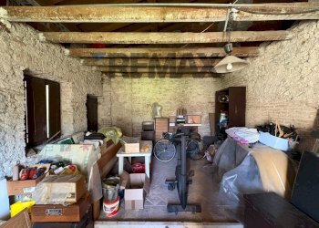 Dispensa di stoccaggio - Casa semi indipendente Via Bevera
 
5, Viggiù - foto 21