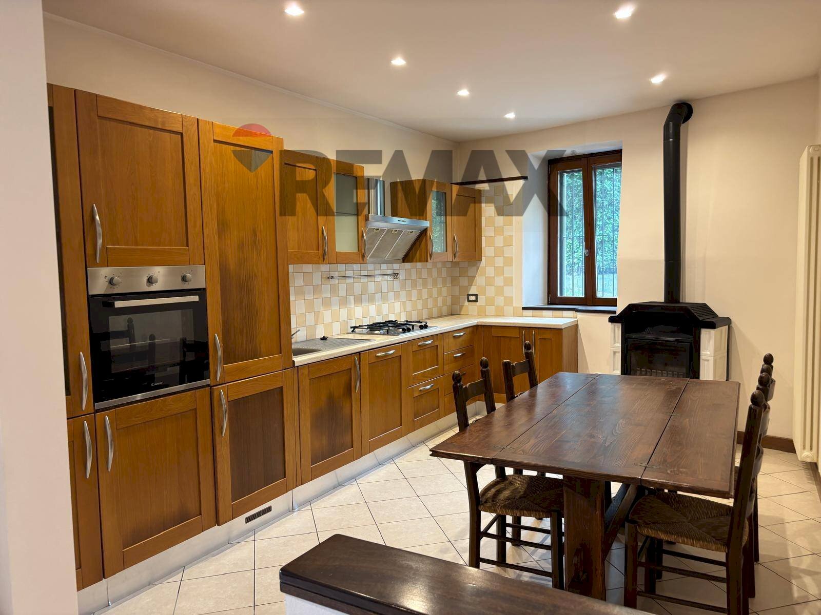 Cucina - Bilocale Via Scirello
 
28, Luvinate - foto 2