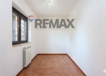 Stanza vuota - Casa semi indipendente Via Provinciale
 
44, Nerola - foto 9