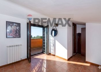 Stanza vuota - Casa semi indipendente Via Provinciale
 
44, Nerola - foto 20