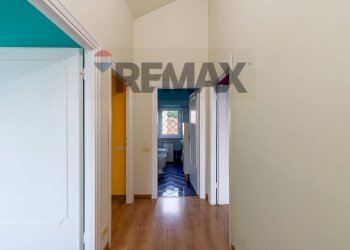 Hall / corridoio - Villa a Schiera Via Sofocle
 
152, Roma - foto 25