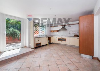 Cucina - Terraced Villa Via Sofocle
 
152, Roma - photo 3