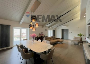 Sala da pranzo - Appartamento Corso Giuseppe Garibaldi
 
67, Afragola - foto 2