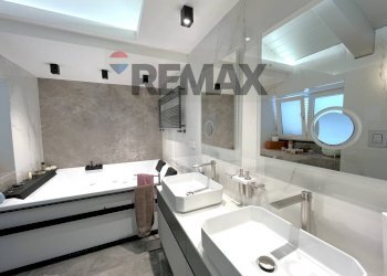 Bagno - Appartamento Corso Giuseppe Garibaldi
 
67, Afragola - foto 40