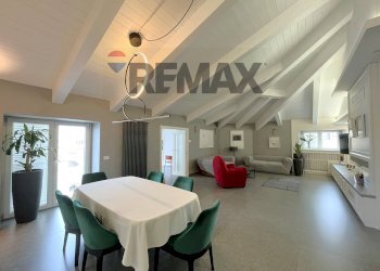 Sala da pranzo - Apartment Corso Giuseppe Garibaldi
 
67, Afragola - photo 5