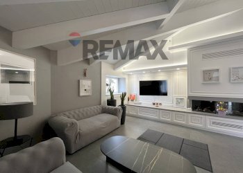 Soggiorno - Apartment Corso Giuseppe Garibaldi
 
67, Afragola - photo 6