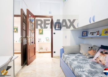 Camera / camera da letto - Appartamento via Capri
 
93, Genova - foto 21