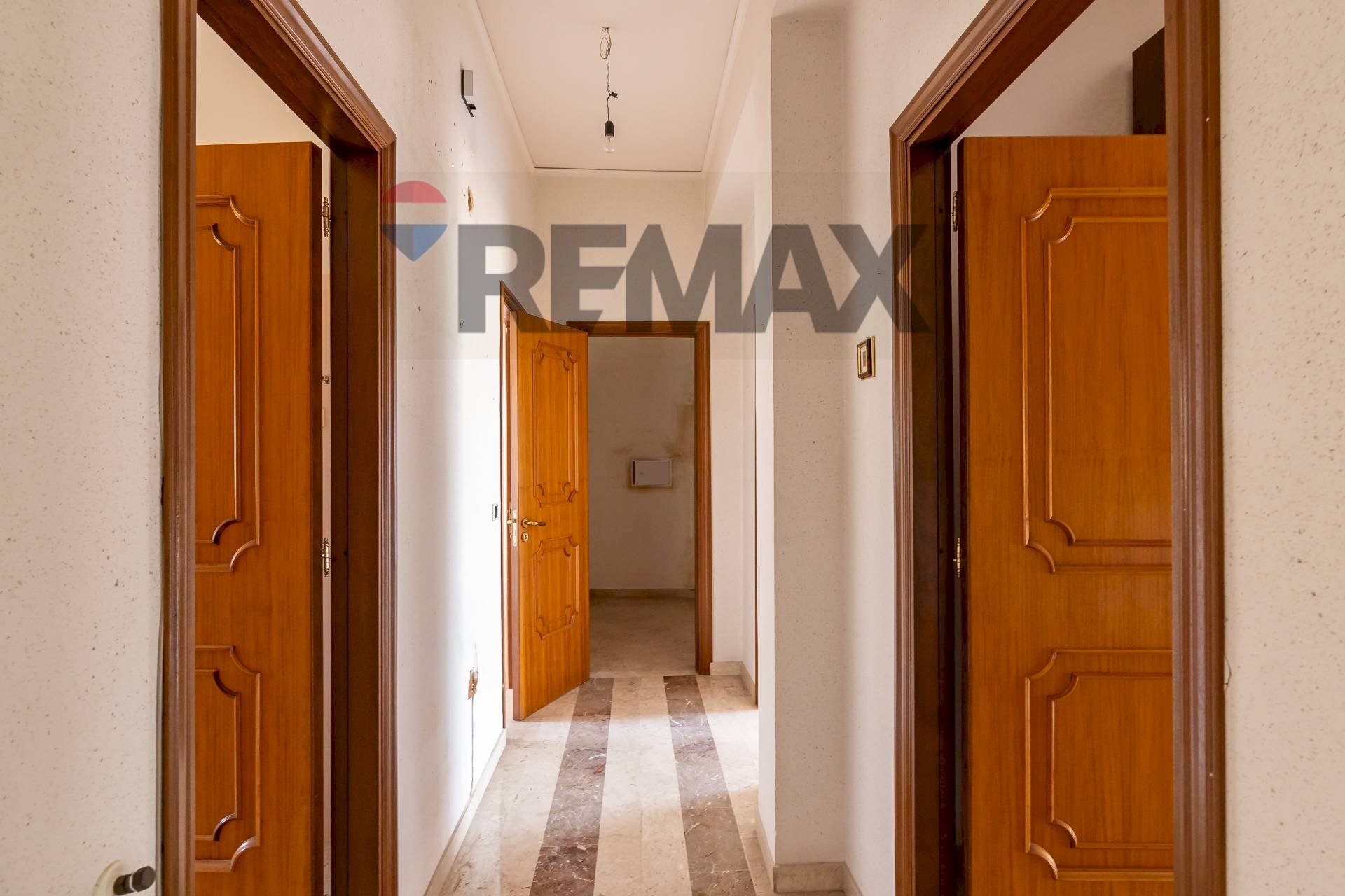 Hall / corridoio - Appartamento Via Madonna della Via
 
142, Caltagirone - foto 1