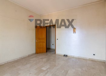 Stanza vuota - Appartamento Via Madonna della Via
 
142, Caltagirone - foto 15