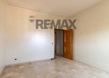 Stanza vuota - Appartamento Via Madonna della Via
 
142, Caltagirone - foto 26