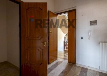 Hall / corridoio - Appartamento Via Madonna della Via
 
142, Caltagirone - foto 27